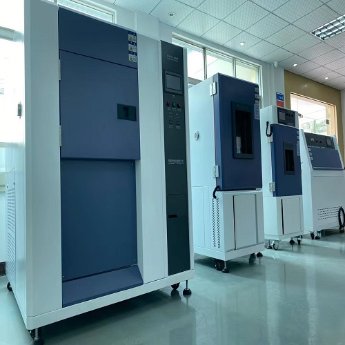 在恒溫恒濕機(jī)的使用中，有時(shí)會(huì)出現(xiàn)提前老化的情況，造成老化的因素有哪些？