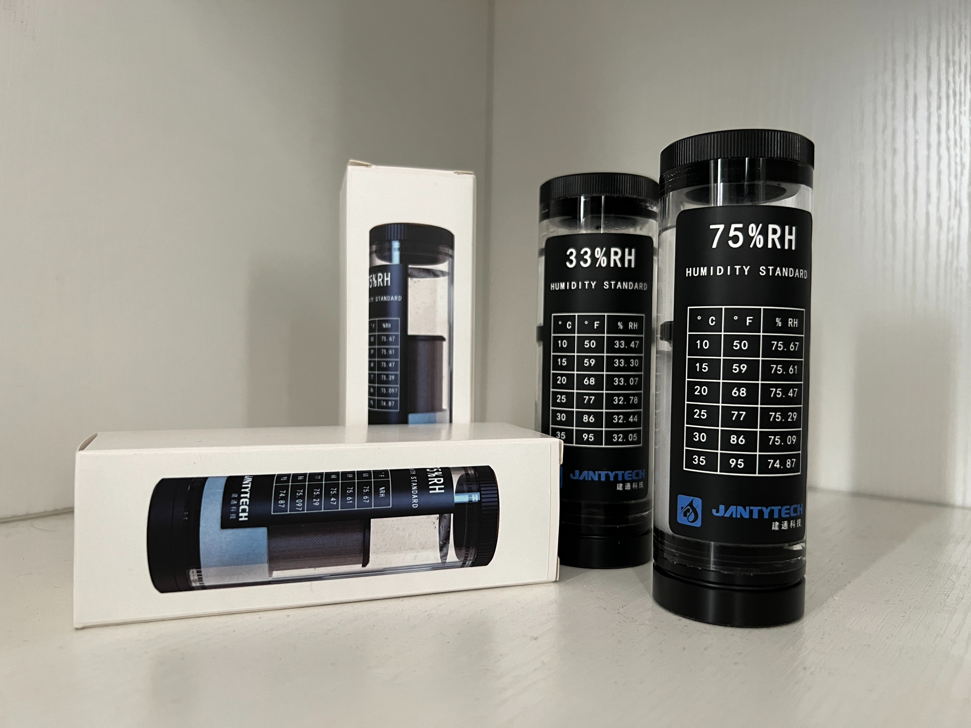 新產(chǎn)品 · JT8040濕度校準器