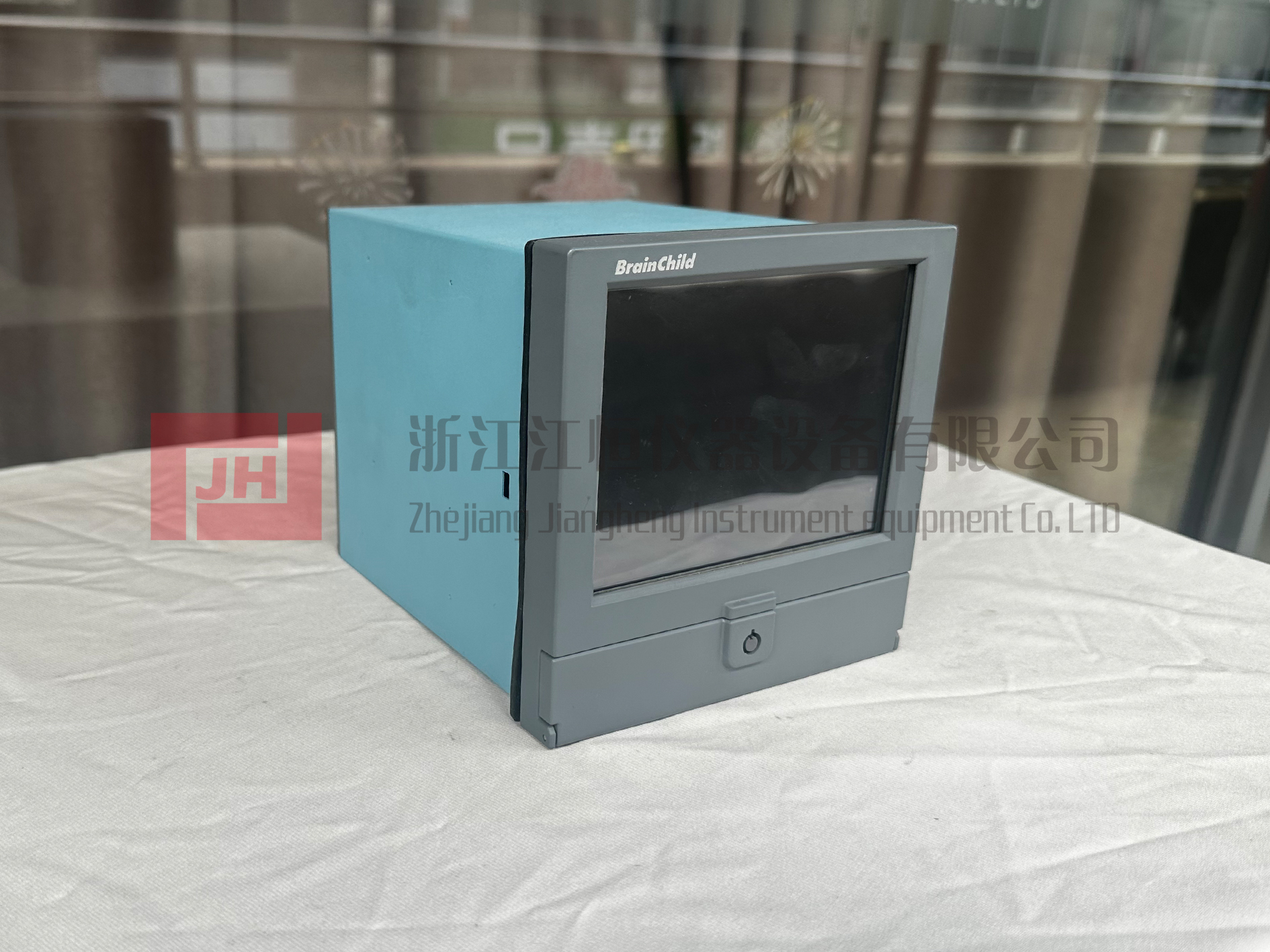 告别纸质存档，数据全程可控 —— 伟林 PR2006-0A001100 无纸记录仪